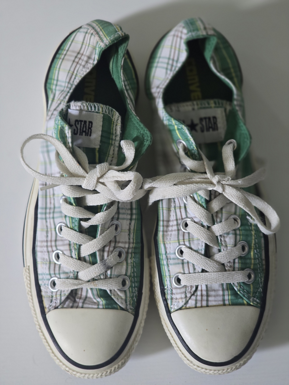 Converse Green Plaid Low-Top Sneakers Women's 8.5/Men's 6.5